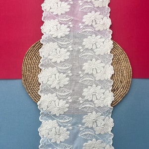 Renda de tule larga dupla face, renda de noiva XL, renda bordada floral estilo vintage, renda com flores em relevo por metro