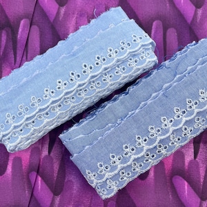Denim Color Broderie Anglaise por metro, acabamento azul