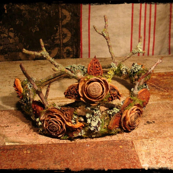 Couronne féerique, couronne de sorcière des forêts, matériaux naturels, commande personnalisée