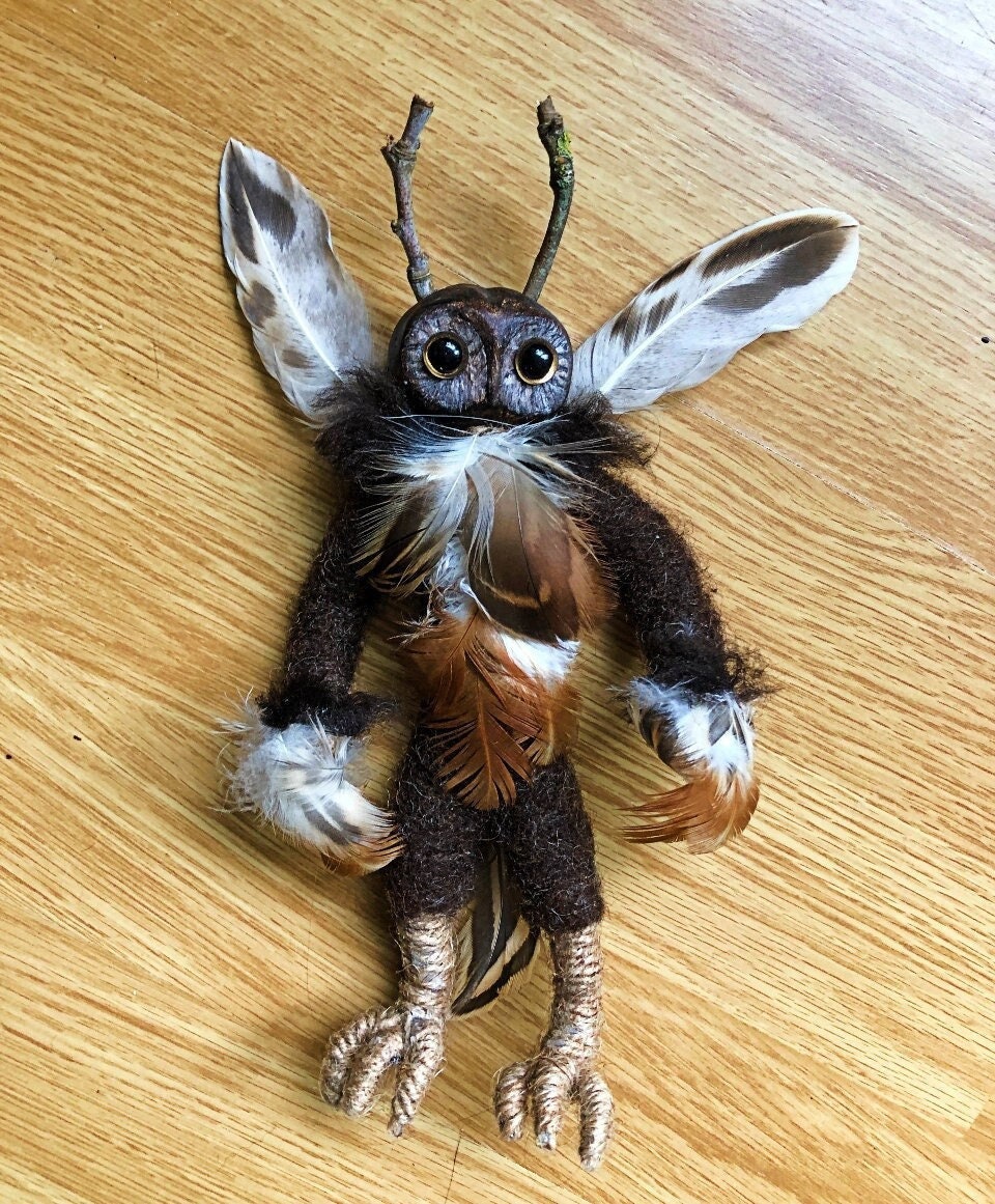 フクロウのシェイプシフターピクシードール、アートドール特注品