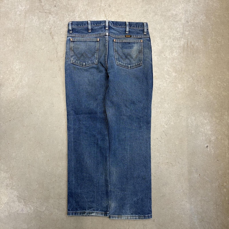 Vintage 90s Wrangler Faded Dark Wash Relaxed Jeans / Outerwear / Retro / USA / Size 32 image 3