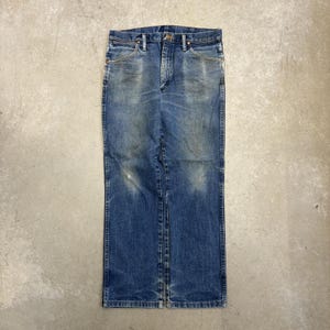 Vintage 90s Wrangler Faded Dark Wash Relaxed Jeans / Outerwear / Retro / USA / Size 32 image 2
