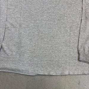 Vintage 2000s Nike Centre Swoosh Embroidered Thrashed Longsleeve T-Shirt / Retro / USA / Sportswear / Extra Large Gray zdjęcie 9