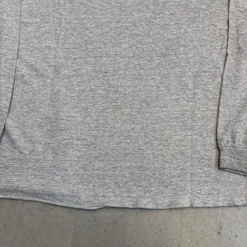 Vintage 2000s Nike Centre Swoosh Embroidered Thrashed Longsleeve T-Shirt / Retro / USA / Sportswear / Extra Large Gray zdjęcie 9