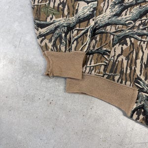 Sudadera con capucha y cremallera completa estilo vintage de los 90 con estampado de camuflaje Mossy Oak / Para exteriores / Camuflaje / Ligera / Marrón imagen 4