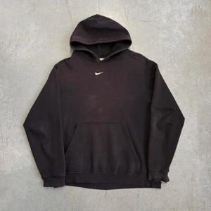 nike hoodie middle swoosh