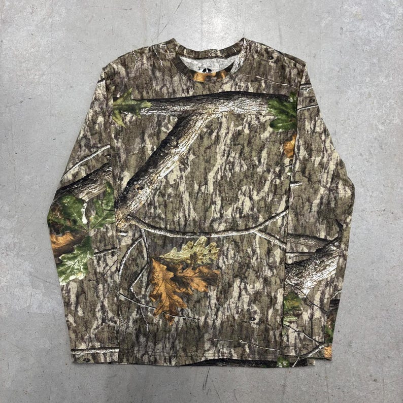 Vintage 2000s Mossy Oak Realtree Camo Longsleeve T-Shirt / Outerwear / Retro / Camo / Small image 1