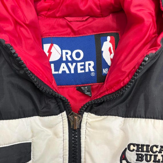 Vintage 90s NBA Chicago Bulls Pro Player Flawed Youth Jacket