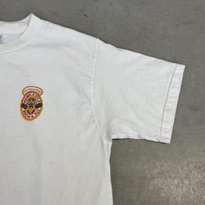 Vintage 90s Newcastle Brown Ale Promo Graphic T-Shirt / Retro / USA / Beverage / Large White image 5
