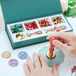 Jeu de tampons pour sceaux de cire, Tampon de cire personnalisé, Tampon en relief personnalisé, Tampon de mariage personnalisé, Tampon de logo d'entreprise personnalisé, Cadeau de Noël, Perles de cire