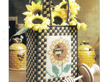 Sunflower Tote   ~  plastic canvas pattern