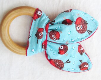 Natural Wooden Teether with Crinkles - Red Robins on Aqua - New Baby Gift - Natural Teething