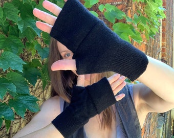 Black Fingerless Gloves Wrist Warmers Upcycled Cashmere