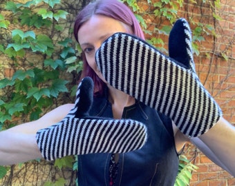 Cashmere Lined Mittens Black Cream Stripe