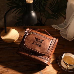Personalisierte Leder Kulturtasche für Männer, Reise Kulturtasche, Trauzeugen Geschenk, Geschenk für Ihn, Vatertagsgeschenk, Herren Dopp Tasche, Kulturbeutel