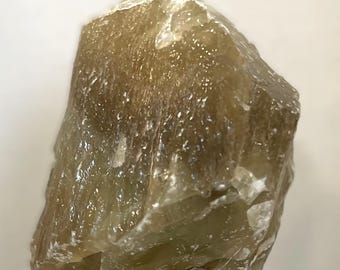 Piedra de cristal de calcita verde natural en bruto