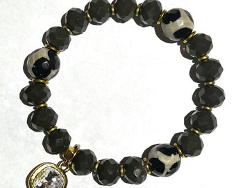 Africa Inspired Jewelry - Datk Moss Green Glass and Black and White Agate Stone Beaded Stretch Bracelet