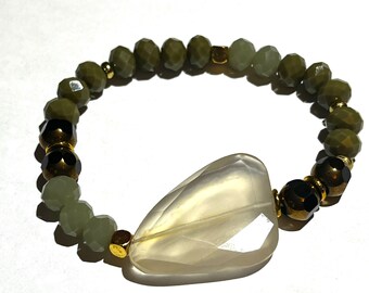 Africa Inspired Jewelry - Moss Green and Black Stone and Glass Beaded Stretch Bracelet