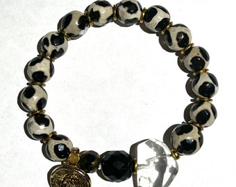 Africa Inspired Jewelry - Black and White Agate Beaded Stretch Bracelet