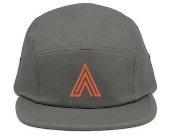 Cappellino a 5 pannelli con ricamo a freccia geometrica / Cappello da camper color cuoio
