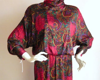 Vestido de día de seda pura rojo Paisley tigre impresión / tamaño 6 8 10 / diseñador Norma Walters / Dolman mangas botón de trás