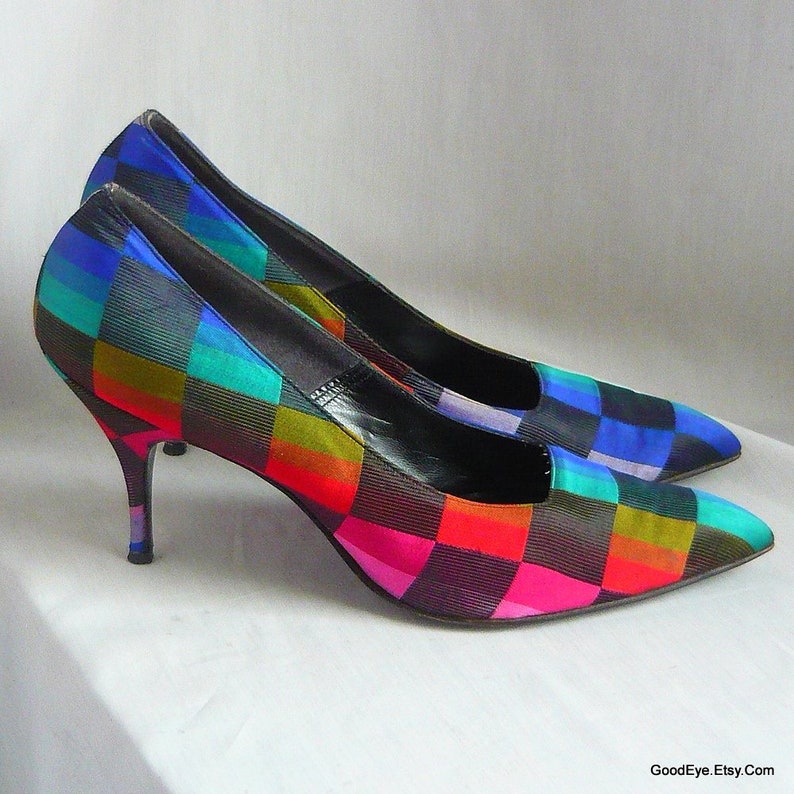 narrow pumps