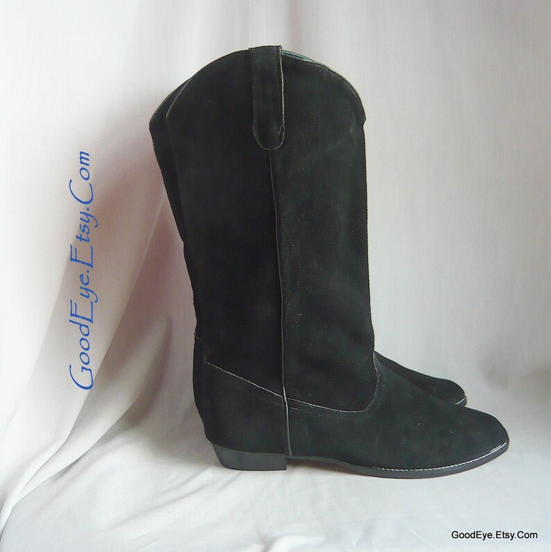 Black Suede Cowboy Boots sz Eu 40 UK 6 .5 Western Leather Uppers Flat Heel Never Worn 90s made in Brazil Women Size 9 m