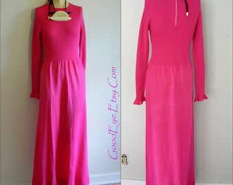 Vintage Pink Knit Maxi SWEATER DRESS / Size 4 6 8 small / Long Sleeve Body Con Stretch Fitted Dress 1970s / Floor Length made USA