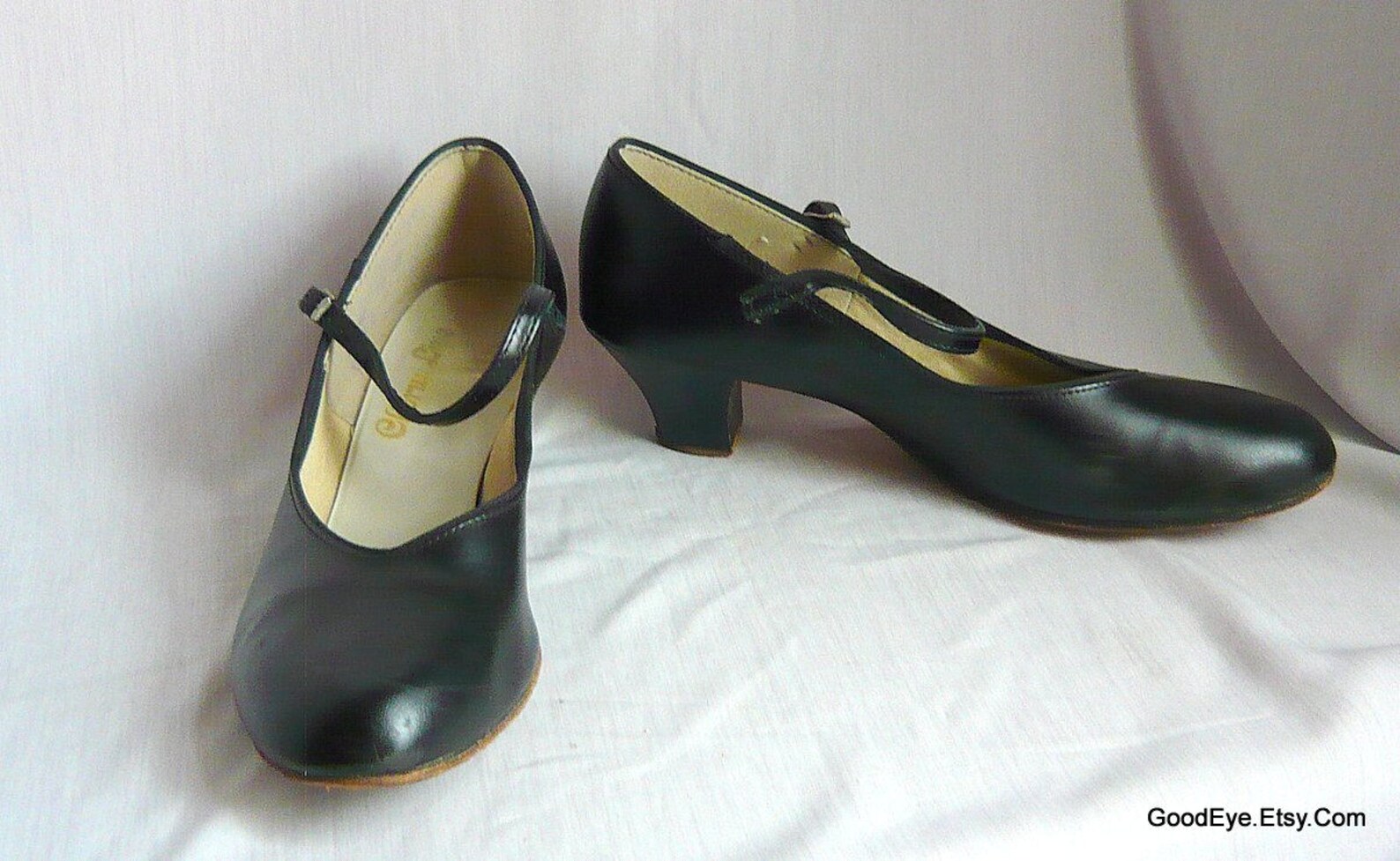 Vintage Mary Jane Dance Shoes with Leather Sole / size 8.5 m Etsy