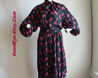 Vintage Silk Bow Tie Dress w Big Sleeves / size 8 10 12  / Pink Butterflies on Black Pleats / design Albert NIPON made Hong Kong 90s