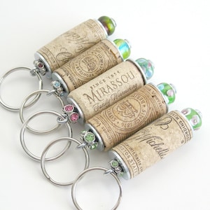 Wine cork keychain, wine lover, bead keychain, Key Fob, Gift, Key Ring