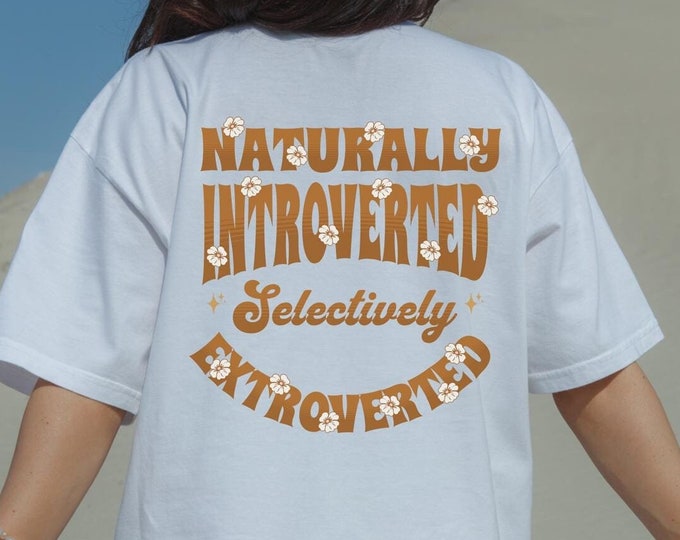 Naturally Introverted Selectively Social Sweatshirt | Funny Introvert Pullover | Social Anxiety Humor Crewneck | Cozy Homebody Sweatshirt