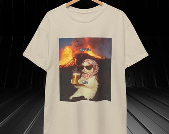 Trendy Cat Meme T-Shirt | Funny Retro Cat Tee | Vintage Aesthetic Kitty Shirt | Cute & Hilarious Cat Lover Gift | Unisex Graphic Tee