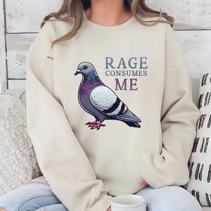 怒りが私を消費する鳩Tシャツ | 面白い鳩グラフィックTシャツ | 動物愛好家とバードウォッチャーのための風変わりなユーモアシャツ | ユニークなギフトアイデア