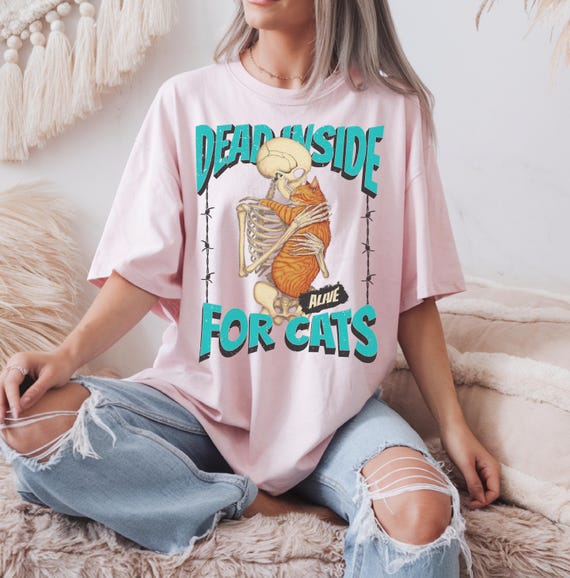 Funny Cat Lover Tee | Dead Inside but Alive Skeleton T-Shirt | Cute Goth Cat Shirt | Quirky Cat Mom Gift | Sarcastic Pet Lover Tee