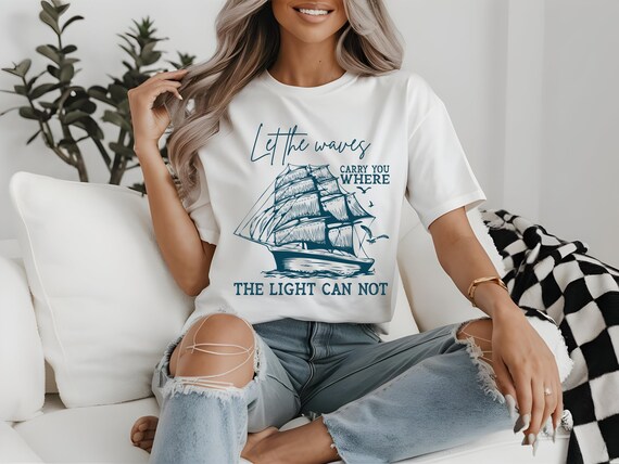 Minimalist Nautical Wave TShirt | Ocean Lover Tee, Beach Aesthetic Shirt | Fisherman Gift | Coastal Summer Graphic | Sea-Inspired Unisex Tee