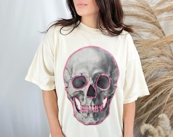 Gothic Schädel Komfort Farben T-Shirt | Unisex Edgy Streetwear | Alt Ästhetisches Grafik-T-Shirt | Grunge Geschenk für Sie oder Ihn