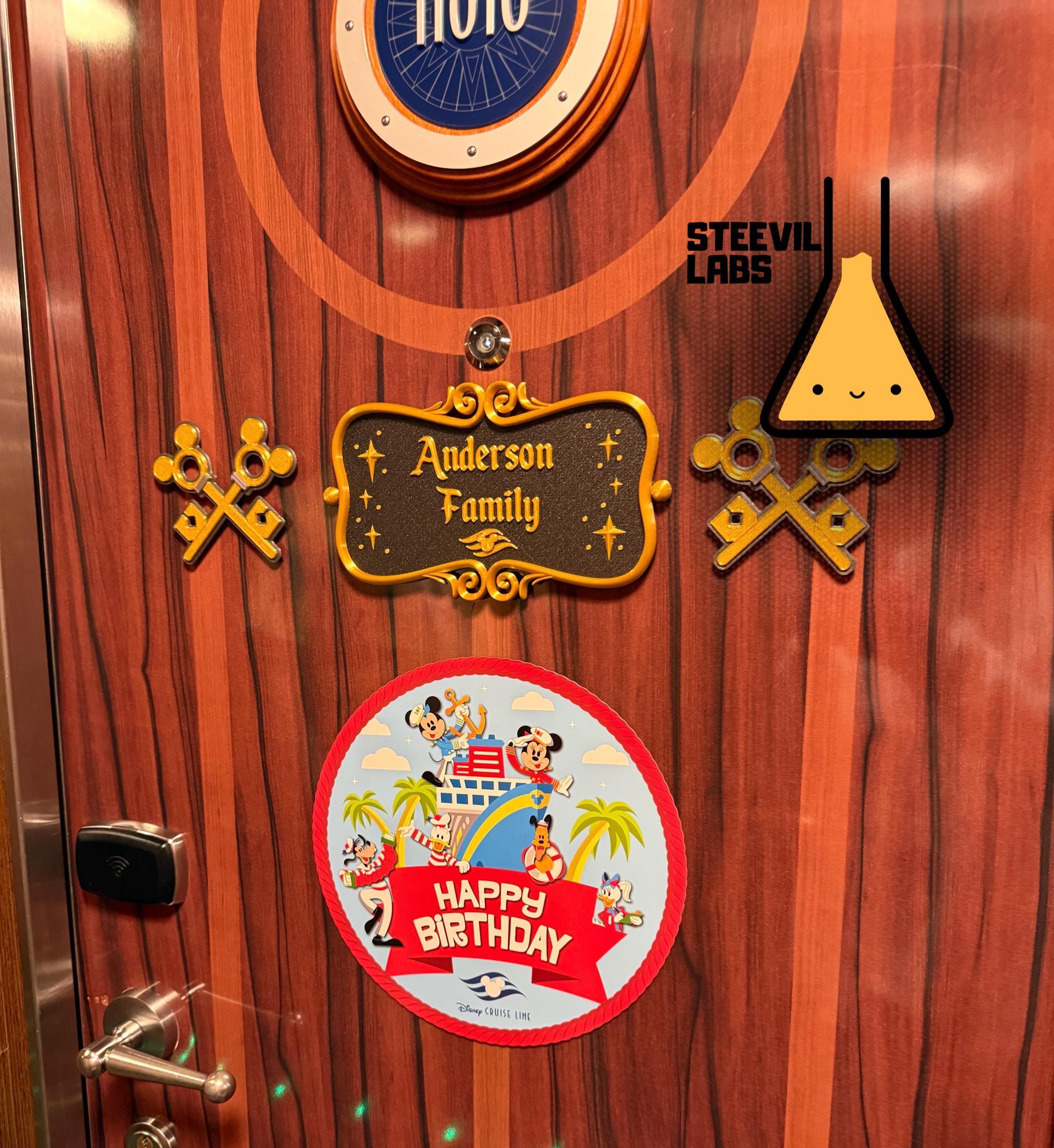 Disney Cruise Line Concierge Mickey Keys Logo Door Magnet Disney