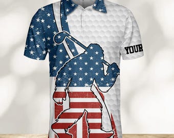 Polo de golf patriotique Bigfoot avec nom personnalisé pour hommes et femmes, polo imprimé golf drapeau américain, tenue de fête du 4 juillet, cadeau de golfeur personnalisé