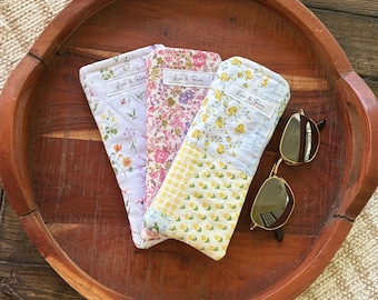 Quilted Sunglasses Pouch ~ Sunglasses Case ~ Floral Sunglasses Pouch ~ Small Small Pouch ~ Handmade ~ Gift Idea