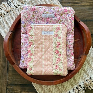 Kindle Sleeve ~ iPad  Sleeve  ~ Quilted Kindle/iPad Cover ~ Handmade Kindle Sleeve ~ Book Lover Gift ~ Handmade ~ Gift Idea