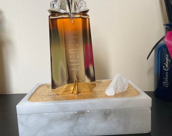 Rare Alien Oud Majestueux EDP Decant