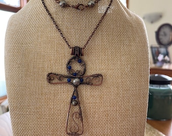 Unisex large copper cross necklace 25 inches chain