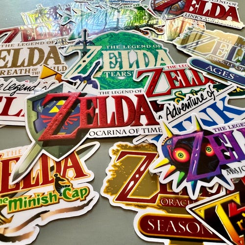 Zelda Logo Sticker: Strapazierfähiger Vinylaufkleber