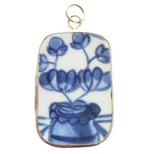 Blue and White Chinoiserie Broken China Pottery Shard Pendant Floral Vase Focal