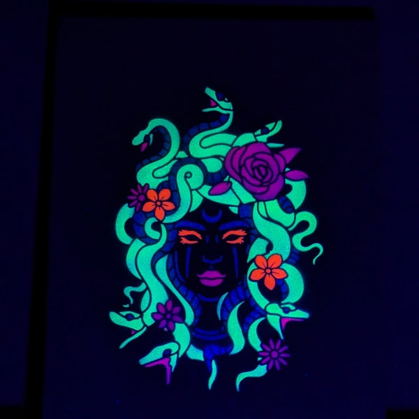 Medusa  Schwarzlicht UV Bild, Airbrush Neonfarben