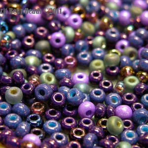 Stroll Through Lavender Fields, Seed Beads, bead mix, Size 6, Purple color image 1