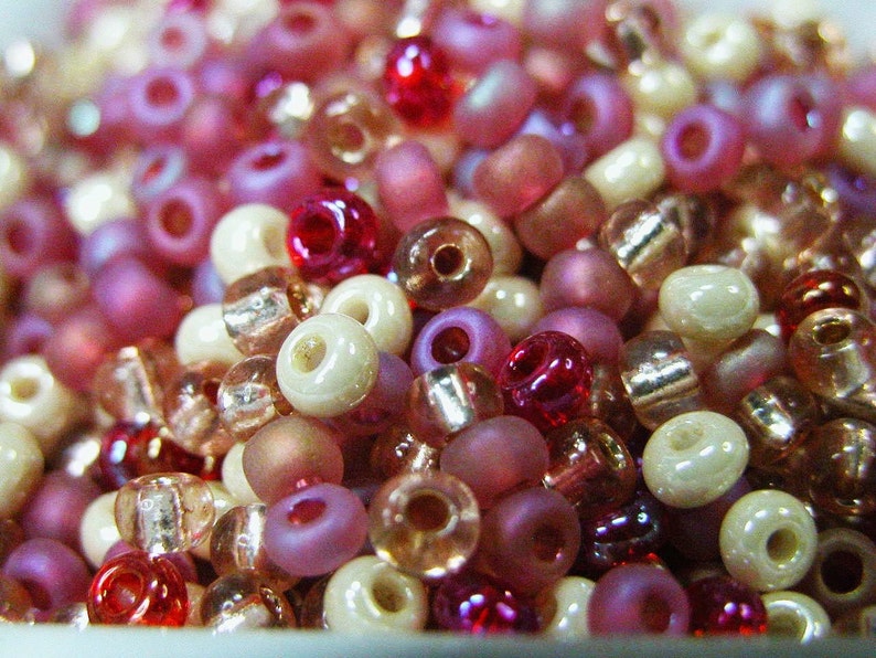 Raspberry Cheescake, Pink and Cream, Czech Seed Bead mix, Size 6, 50 gram lot image 1