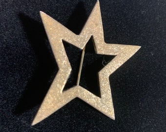 Badavici Sterling Star Pin brooch.  925 Silver, Luck, protection, direction, guidance and security