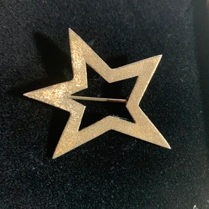 Badavici Sterling Star Pin brooch. 925 Silver, Luck, protection, direction, guidance and security image 2